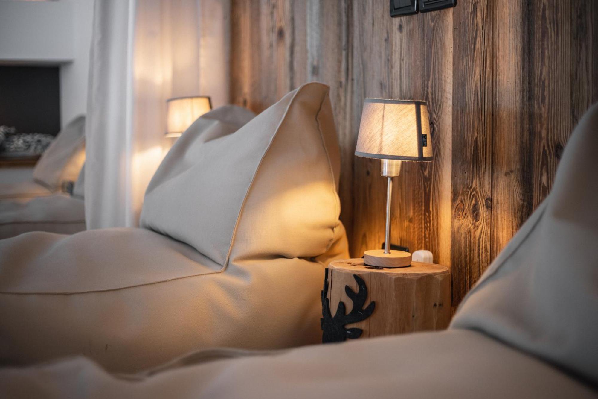 Hotel Ciasa Ai Pini Сан-Кассиано Экстерьер фото