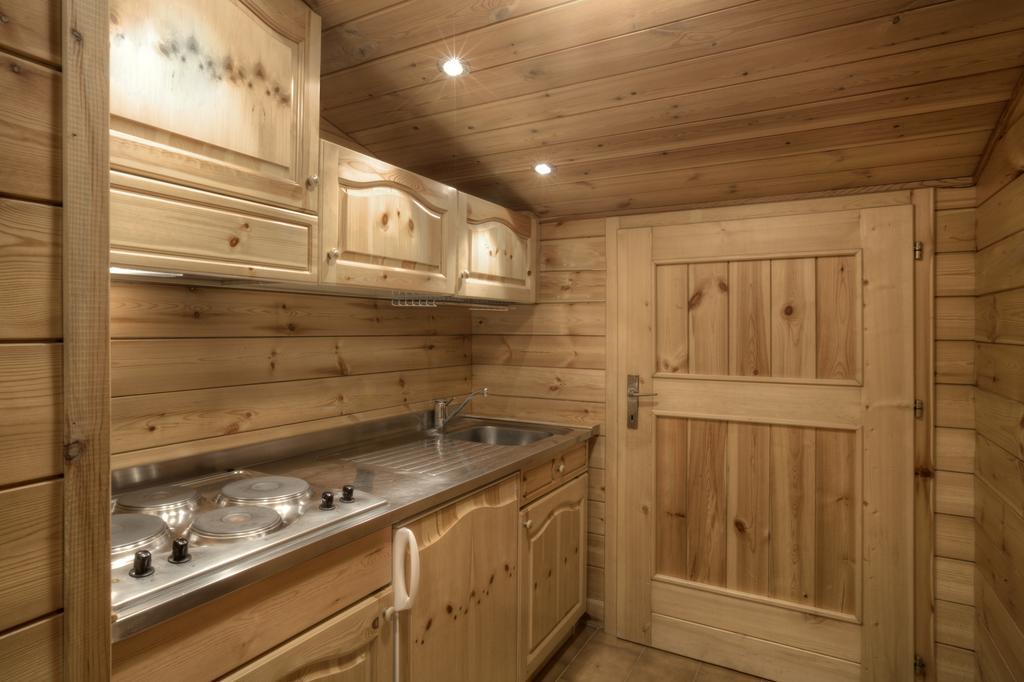 Hotel Ciasa Ai Pini Сан-Кассиано Номер фото